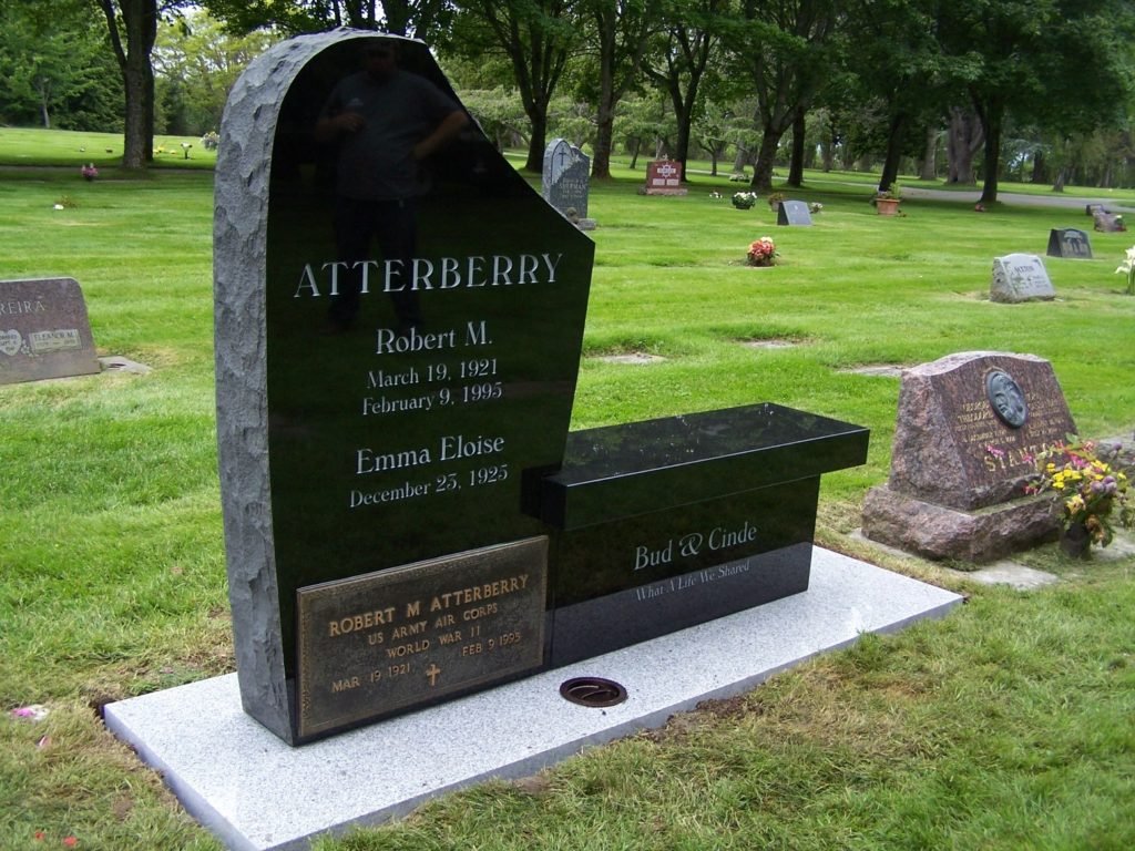 Atterberry Bench